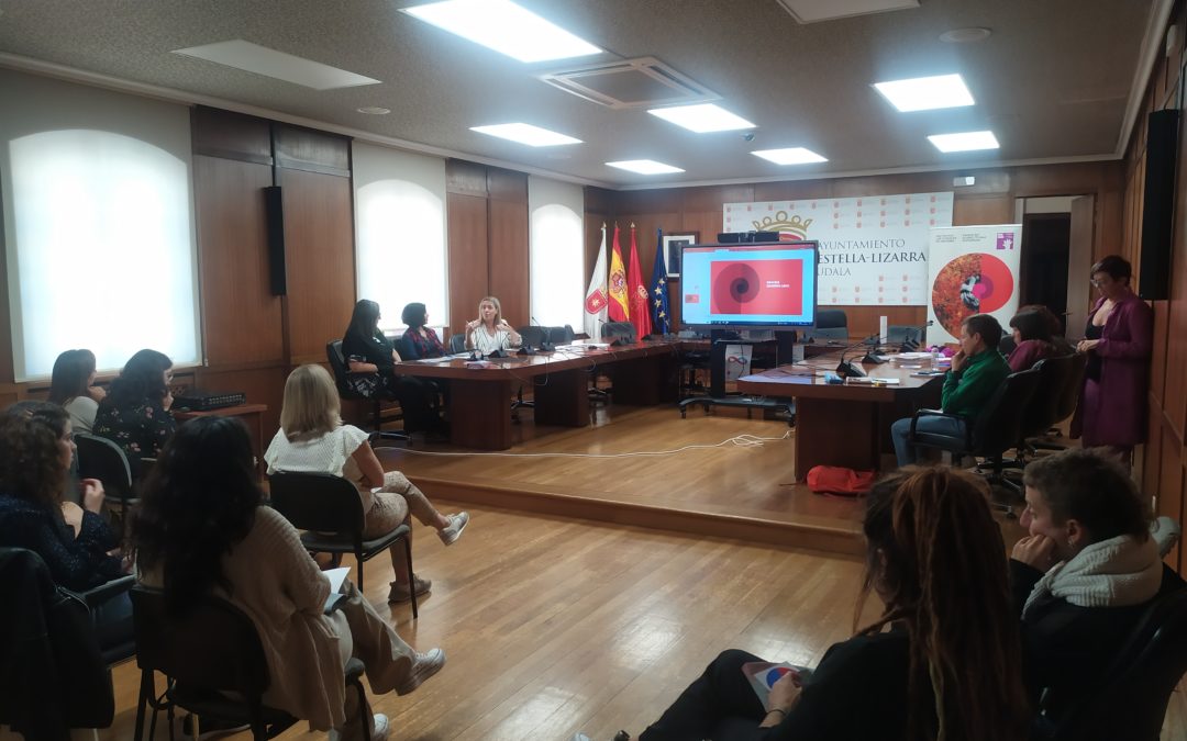 Presentación en Estella-Lizarra del Programa Pactos por los Cuidados en Navarra